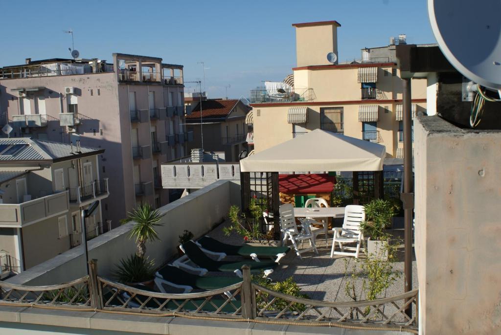 Residence Le Vele Католика Екстериор снимка