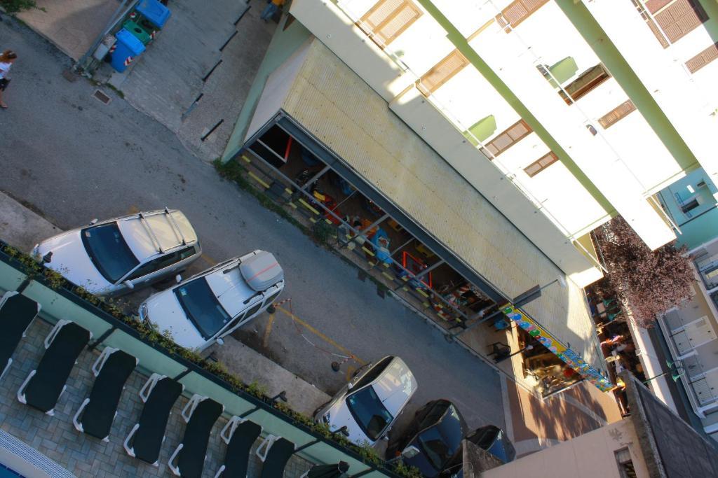 Residence Le Vele Католика Екстериор снимка